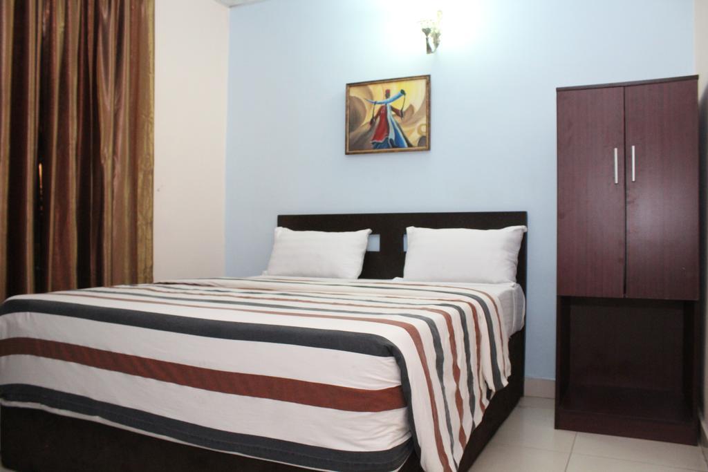 Bluespring Hotel Maryland Ngoại thất bức ảnh