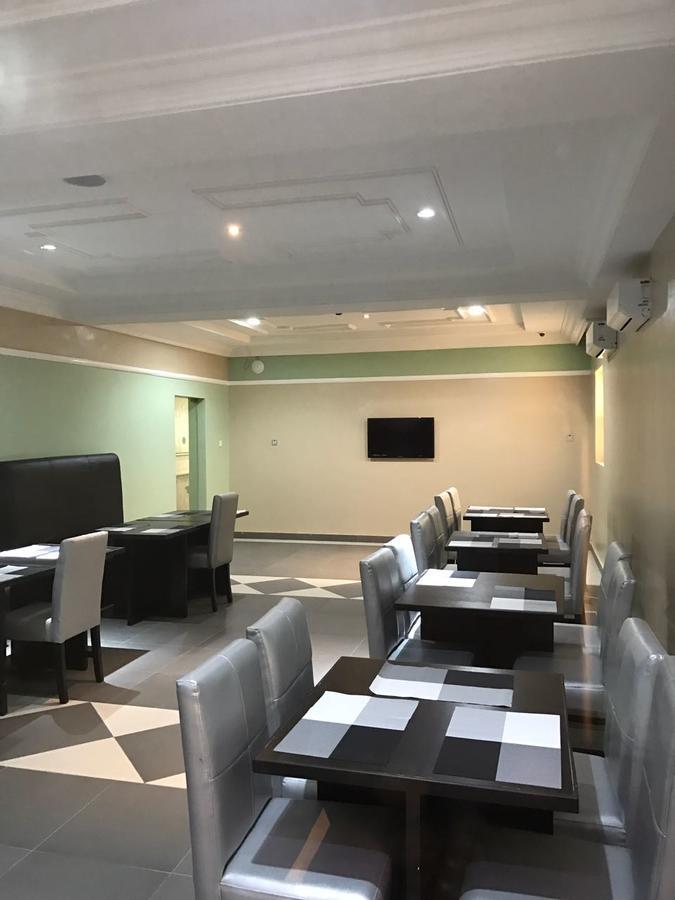 Bluespring Hotel Maryland Ngoại thất bức ảnh