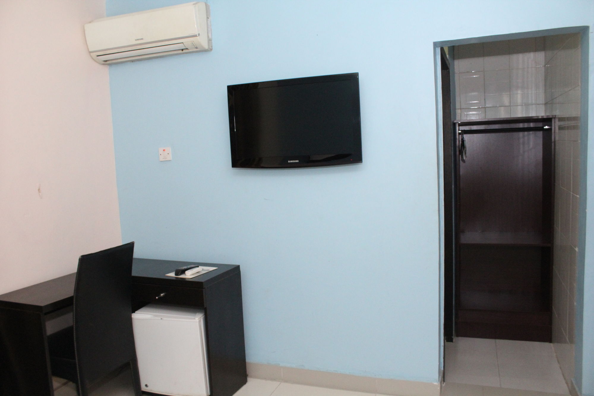 Bluespring Hotel Maryland Ngoại thất bức ảnh